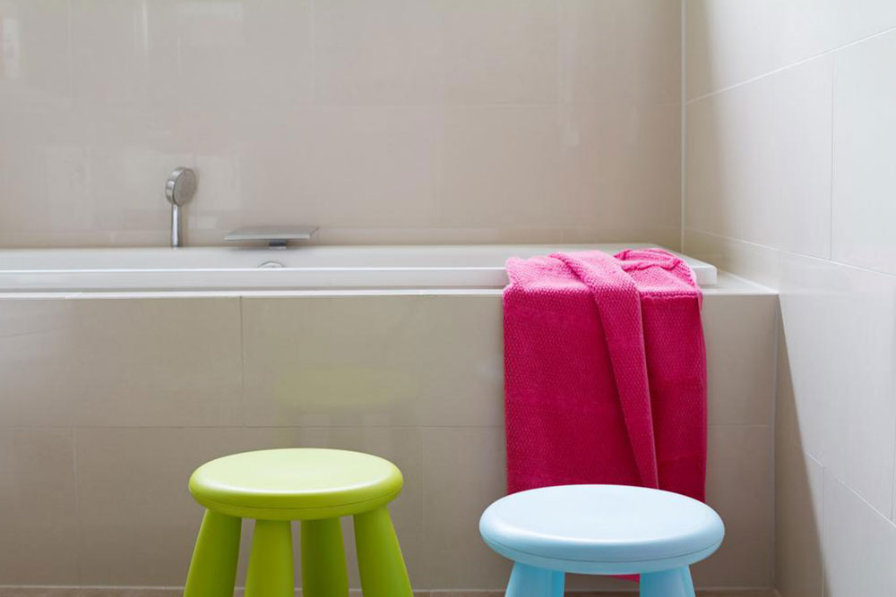 How to use colors in children’s bathroom